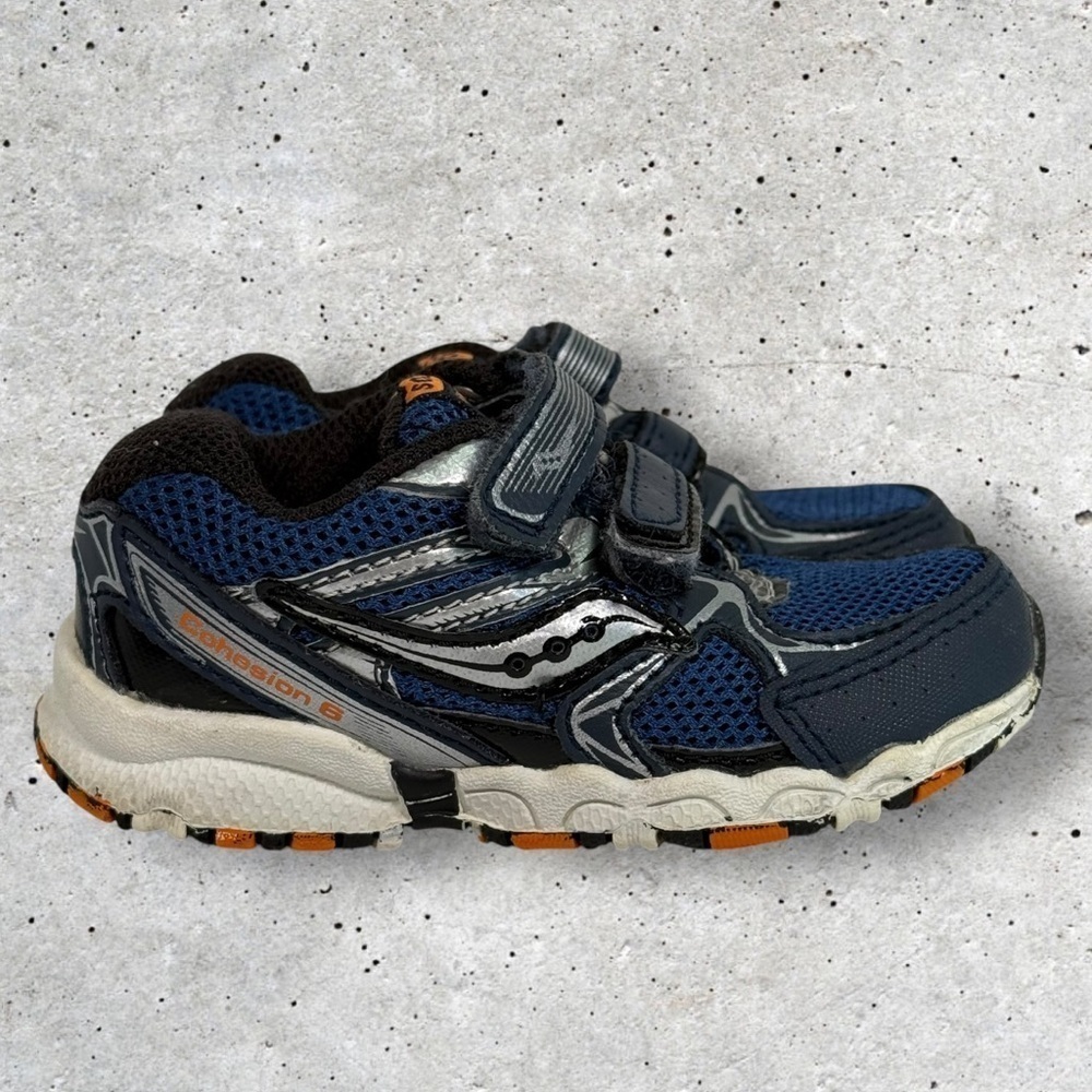 Baby Saucony sneakers size 5.5